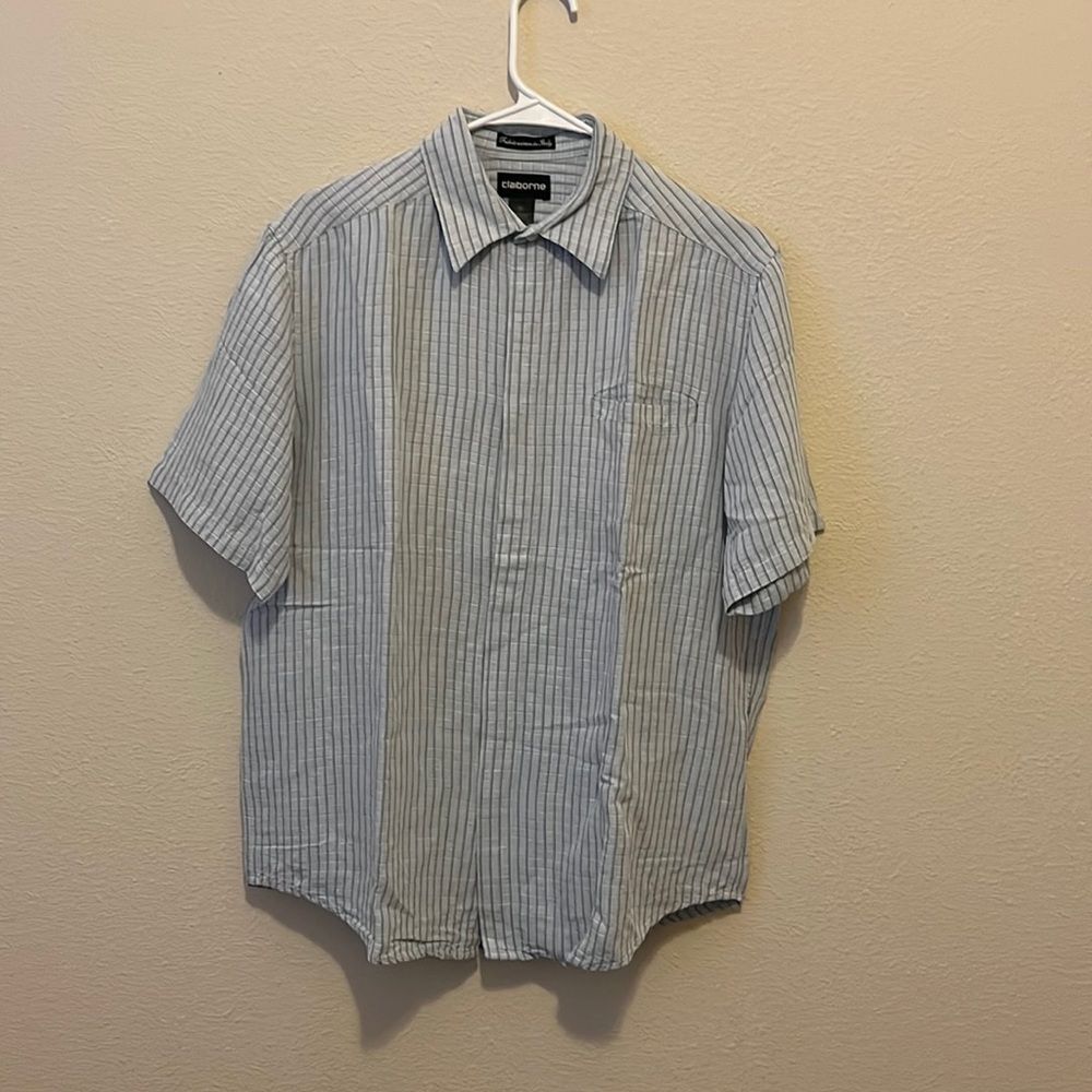 Claiborne - Men’Shirt size: Medium